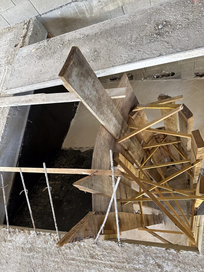Structure bois avant coulage — Seine Bâtisseur