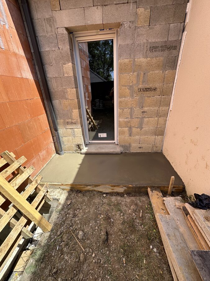Extension brique — nouvelle ouverture — Seine Bâtisseur